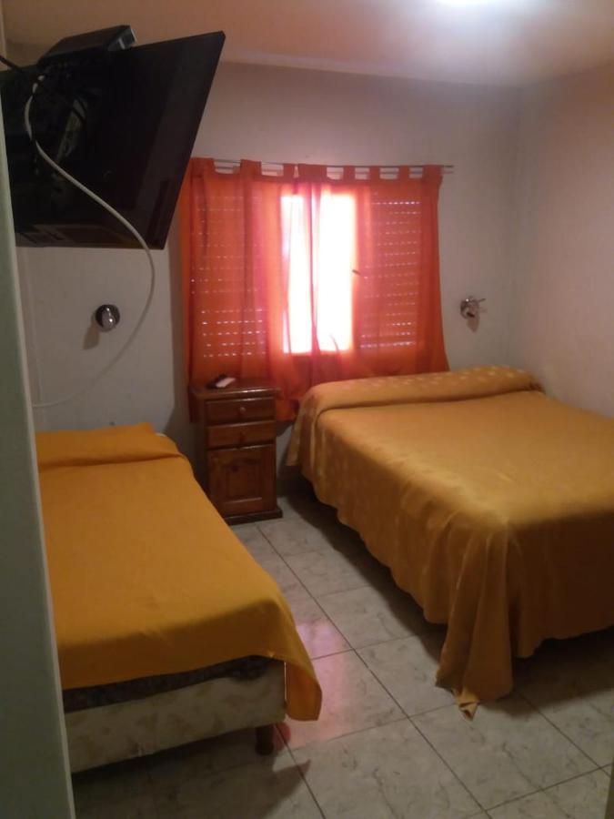 Hotel Caleta Olivia Hueso Per Luaran gambar